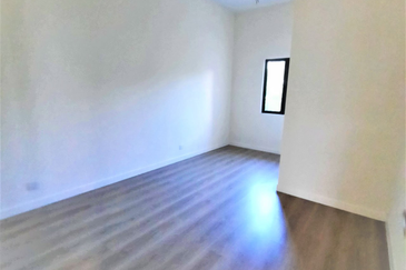 Monet Springtime @ Sunsuria City