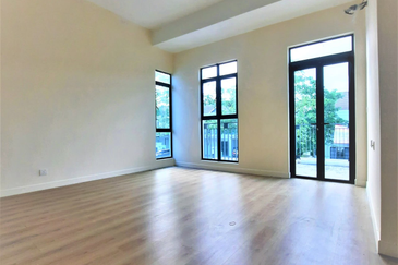 Monet Springtime @ Sunsuria City