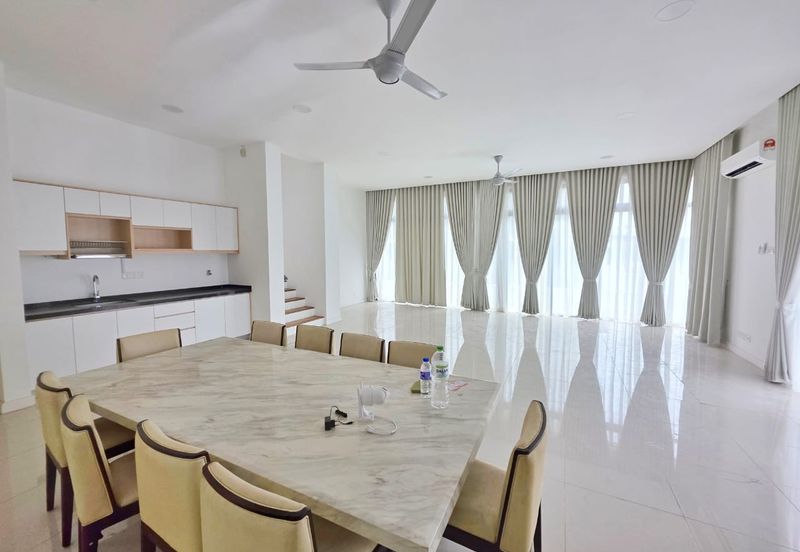 Senna Residence Presint 12