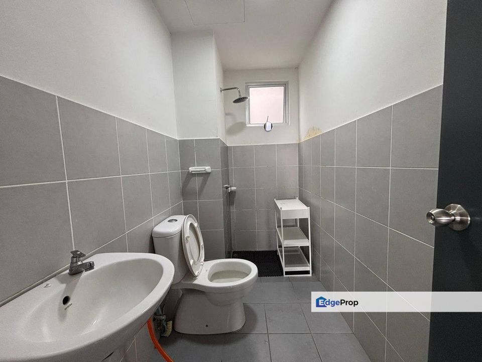 Partially Furnished Pangsapuri Kita Impian Cybersouth, Selangor, Dengkil