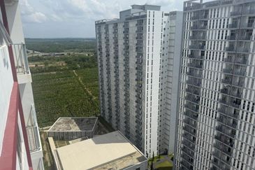 PR1MA Lakefront Homes