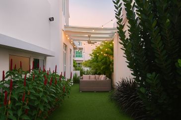 Clover Garden Residences