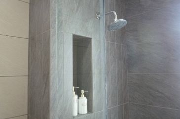 Aura Residence @ Precint 8