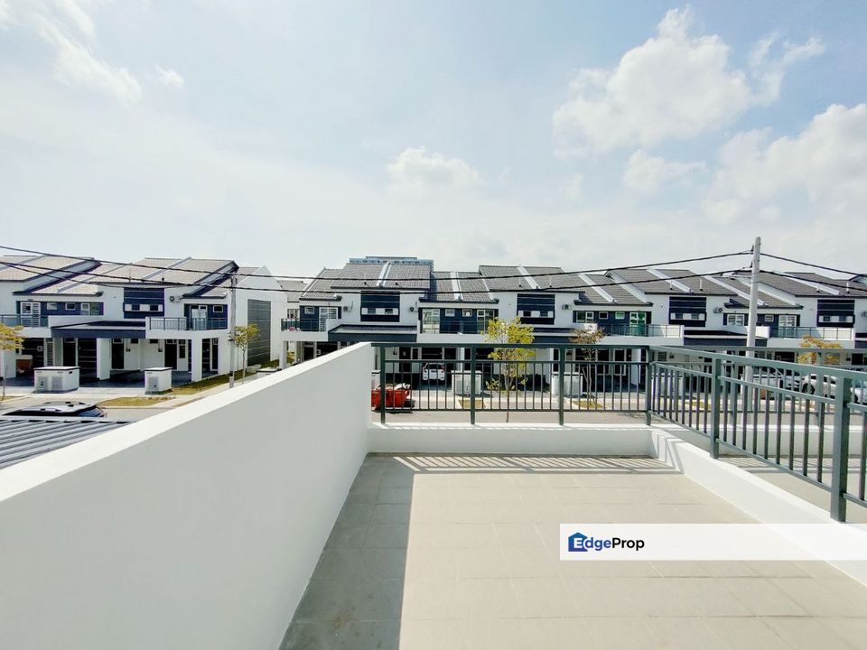 Upper Floor Townhouse Kita Bayu Cybersouth Dengkil, Selangor, Dengkil