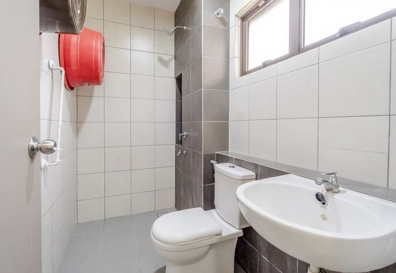 Setia Warisan Tropika (Belladonna)