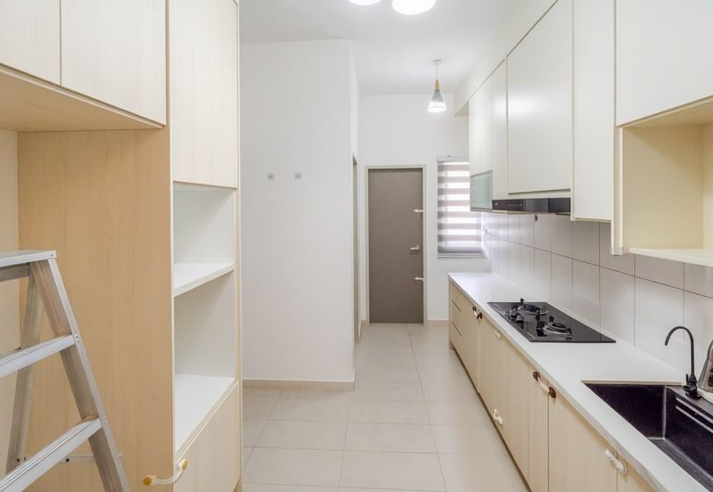 Setia Warisan Tropika (Belladonna)