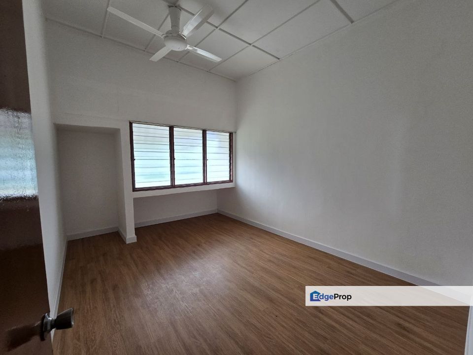 Double Storey Terrace Taman Desa Raya Hulu Langat, Selangor, Hulu Langat