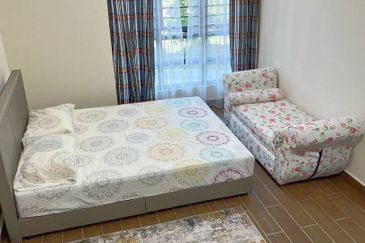 Aura Residence @ Precint 8