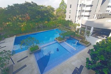 Aura Residence @ Precint 8