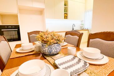 Crescent Park Townvilla