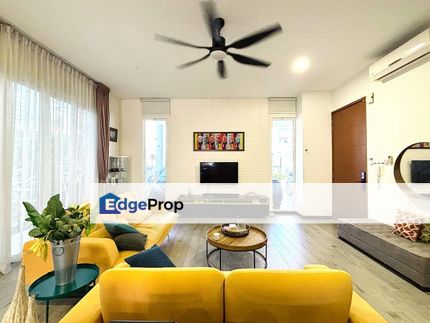 3 Storey Bungalow Lakefront Villa Cyberjaya, Selangor, Cyberjaya