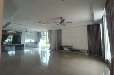 Jacaranda Garden Residence