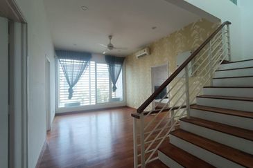 Jacaranda Garden Residence