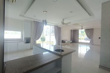 Jacaranda Garden Residence