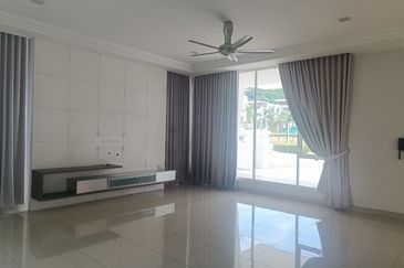 Jacaranda Garden Residence