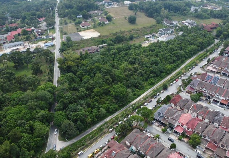 Jalan Bukit Rahman Putra