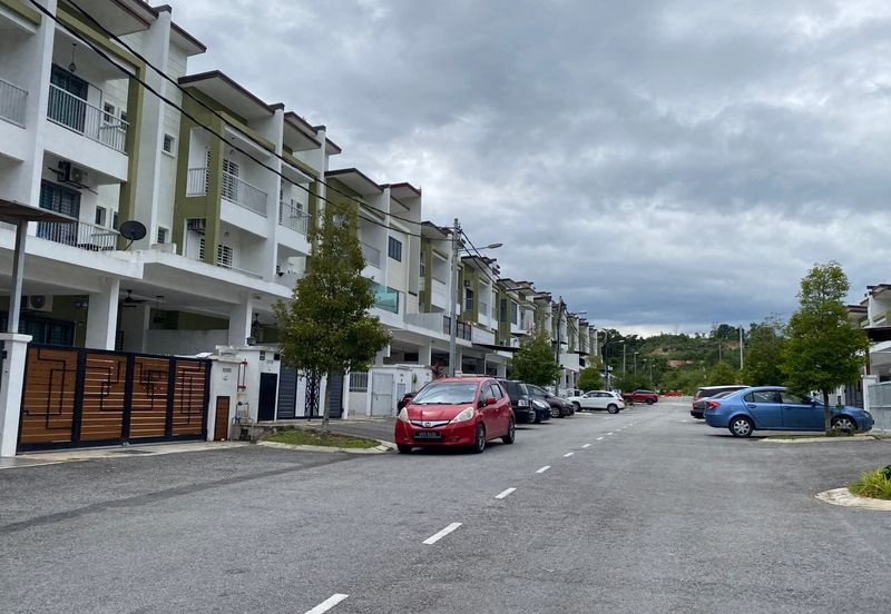 Kampung Sungai Merab