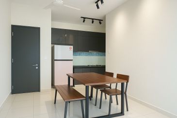 Aura Residence @ Precint 8