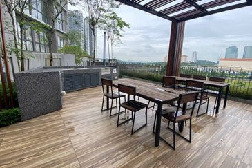 The Clio 2 Residence