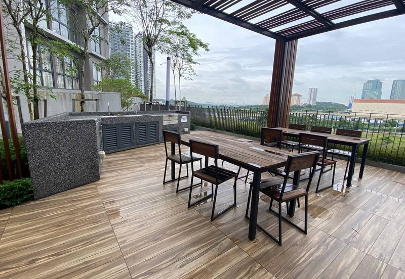 The Clio 2 Residence