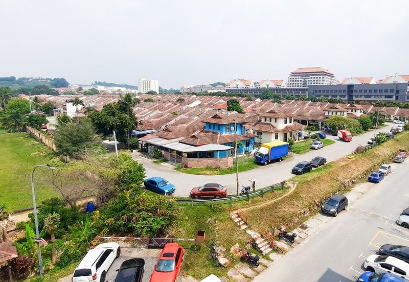 Pangsapuri Megah Villa