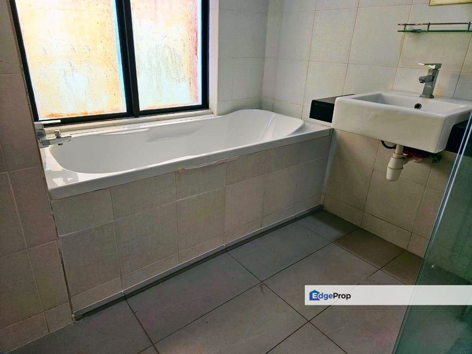 Partially Furnished Serin Residency Condominium Cyberjaya, Selangor, Cyberjaya