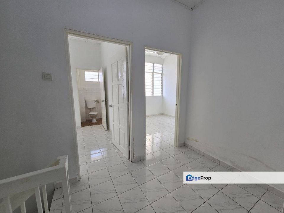 Double Storey Terrace Taman Impian Ehsan Balakong, Selangor, Balakong