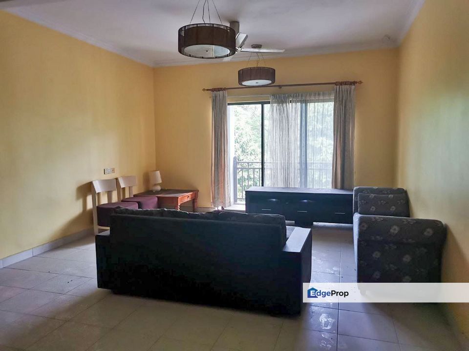 Partially Furnished DMelor Condominium, Cyberjaya, Selangor, Cyberjaya