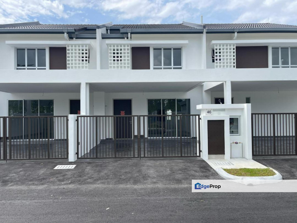 Double Storey Emilia Terrace Nilai Impian Nilai, Negeri Sembilan, Nilai