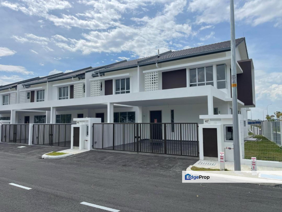 Double Storey Emilia Terrace Nilai Impian Nilai, Negeri Sembilan, Nilai