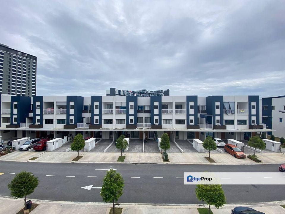 Renovated Ayden 1.5 Storey Townhouse Warisan Puteri Kota Warisan, Selangor, Sepang