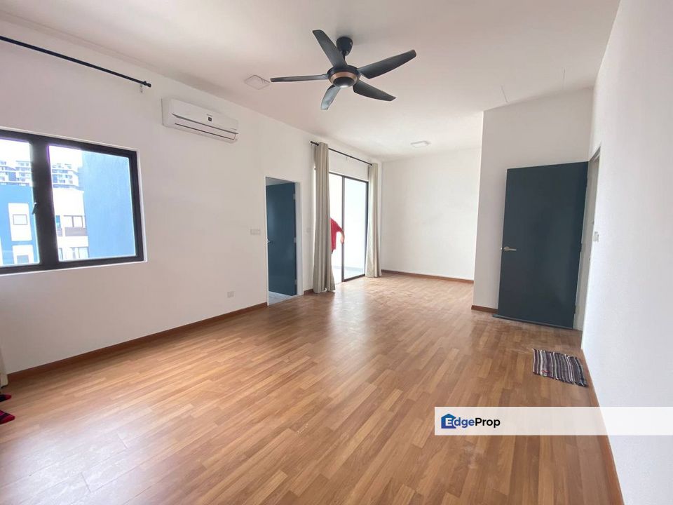 Renovated Ayden 1.5 Storey Townhouse Warisan Puteri Kota Warisan, Selangor, Sepang