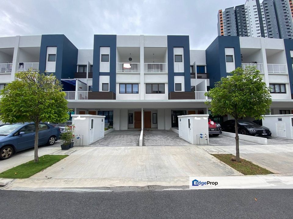 Renovated Ayden 1.5 Storey Townhouse Warisan Puteri Kota Warisan, Selangor, Sepang