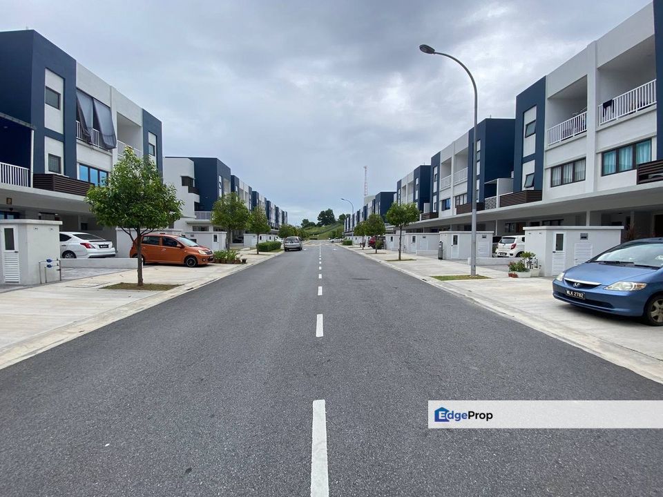 Renovated Ayden 1.5 Storey Townhouse Warisan Puteri Kota Warisan, Selangor, Sepang