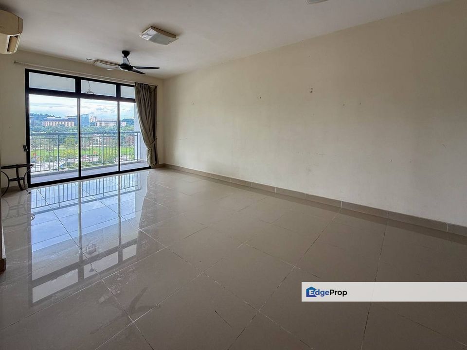 Facing Swimming Pool Low Floor Tamara Residence Presint 8 Putrajaya, Putrajaya, Putrajaya