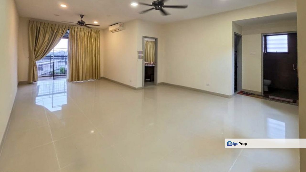 Facing Lake Tamara Residence Presint 8 Putrajaya, Putrajaya, Putrajaya