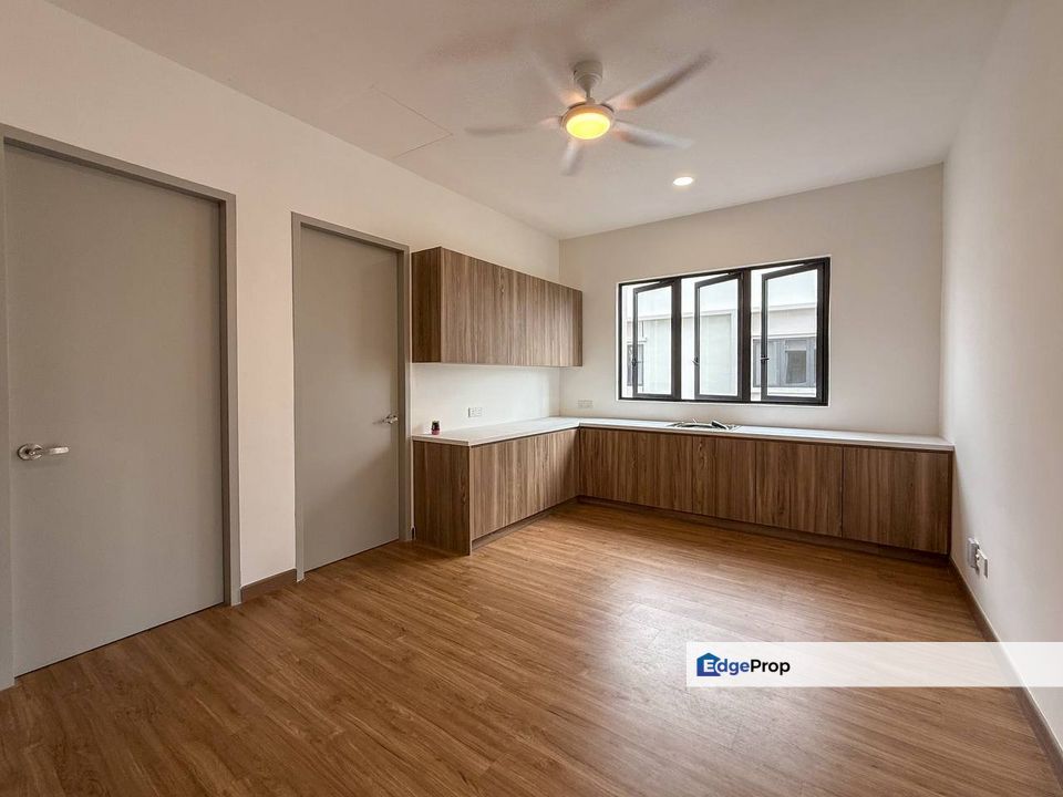 Upper Unit Semi D Sejati Lakeside 2 Cyberjaya Semi D, Selangor, Cyberjaya