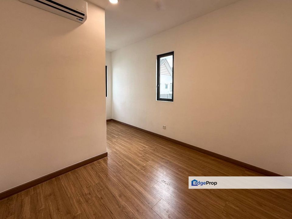 Upper Unit Semi D Sejati Lakeside 2 Cyberjaya Semi D, Selangor, Cyberjaya