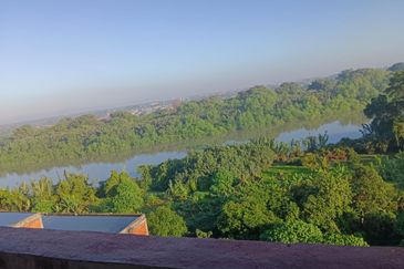 Amazing Height Apartment