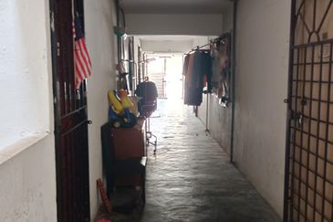 Flat PKNS, Seksyen 24