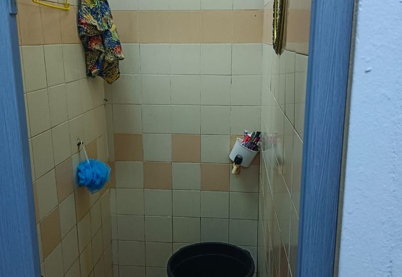 Flat PKNS, Seksyen 24