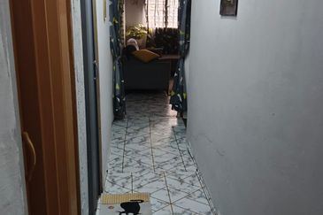 Flat PKNS, Seksyen 24