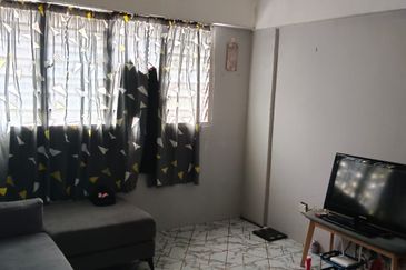 Flat PKNS, Seksyen 24