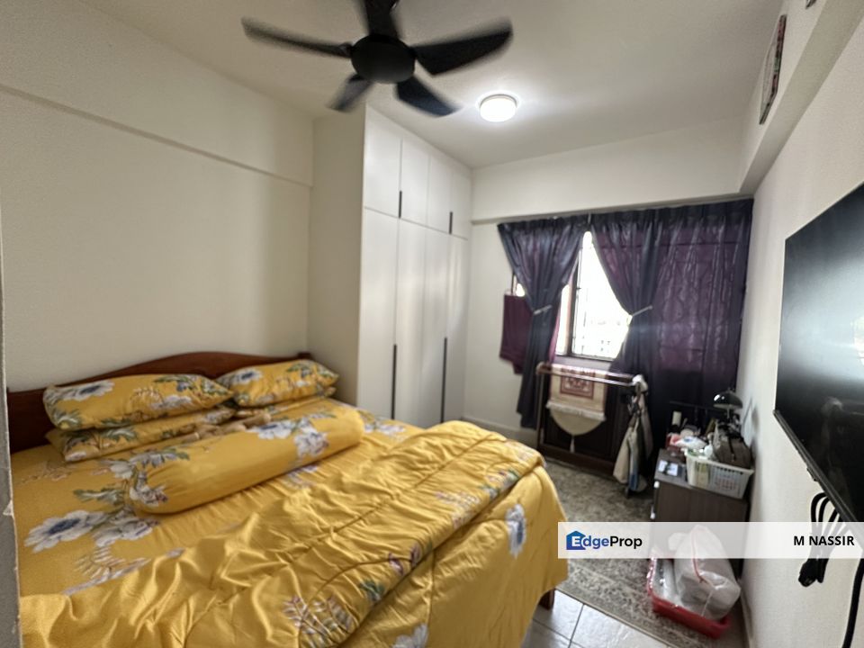 Nearby MRT & Well maintaned Apartment Pelangi Damansara, Bandar Utama, Selangor, Bandar Utama