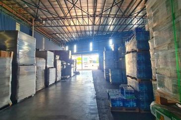 Detached Factory At IKS Bukit Minyak Penang For Rent