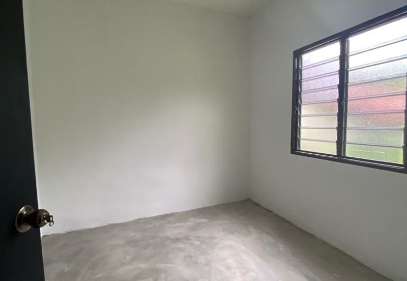 Single Storey House For Rent@ Kulim-Hitech, Kelang Lama
