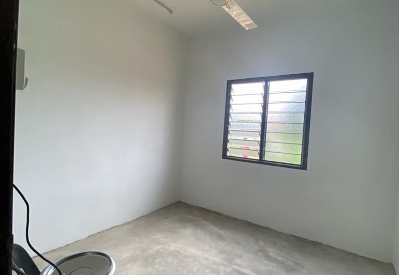 Single Storey House For Rent@ Kulim-Hitech, Kelang Lama
