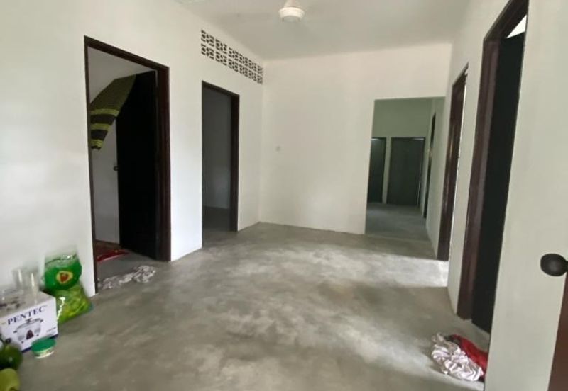 Single Storey House For Rent@ Kulim-Hitech, Kelang Lama