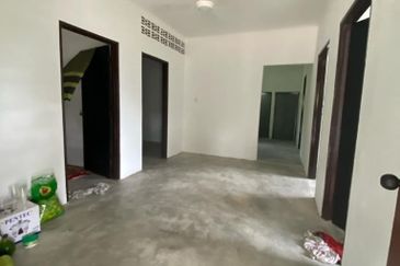 Single Storey House For Rent@ Kulim-Hitech, Kelang Lama