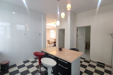 Kampung Teluk Kumbar